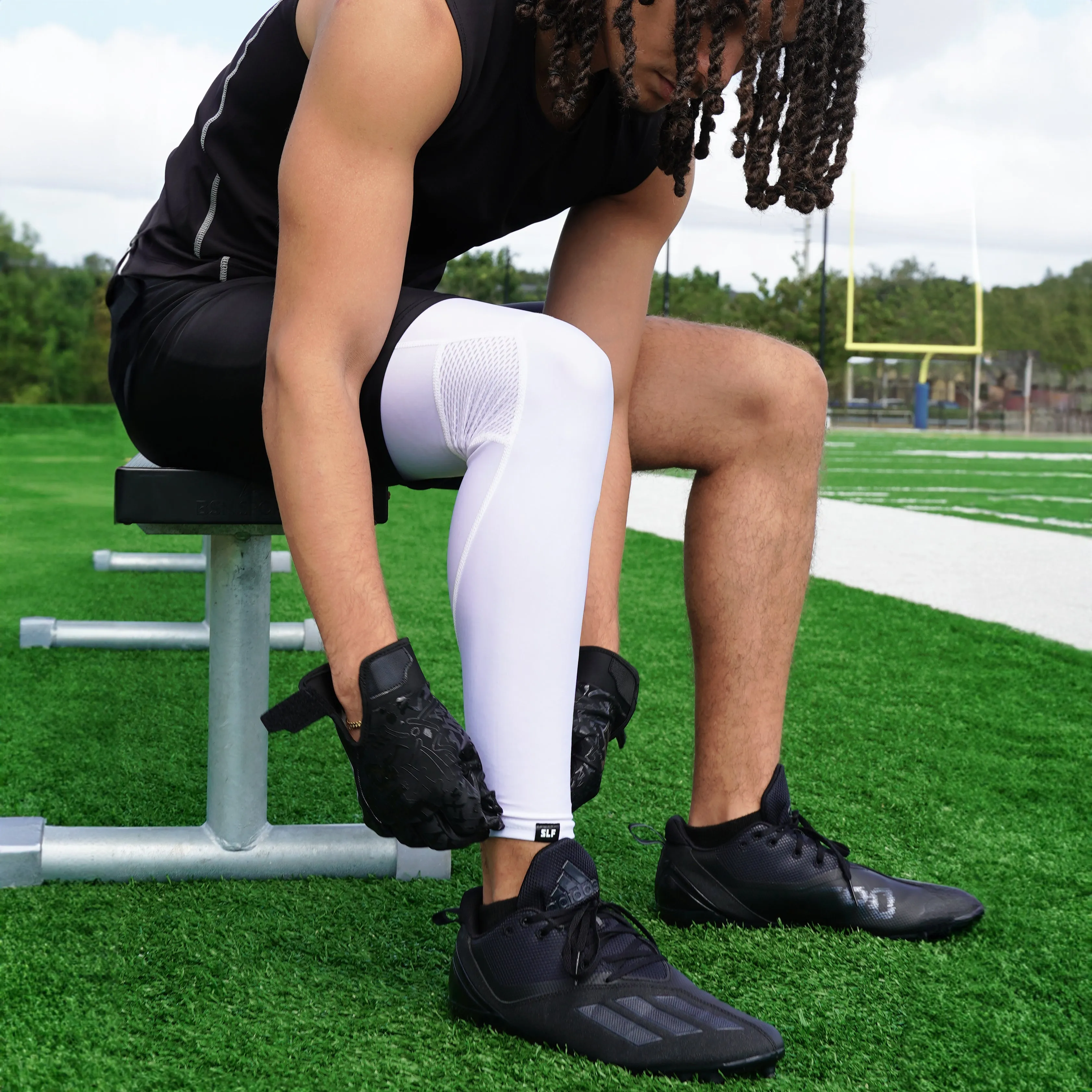 Basic Black Football Pro Leg Sleeve