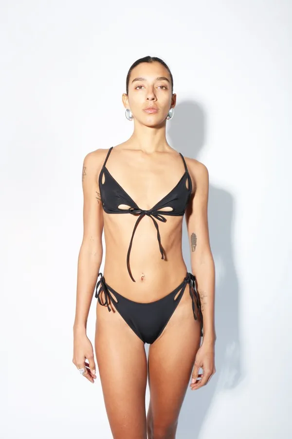 Black Chilla Bikini Top - Black