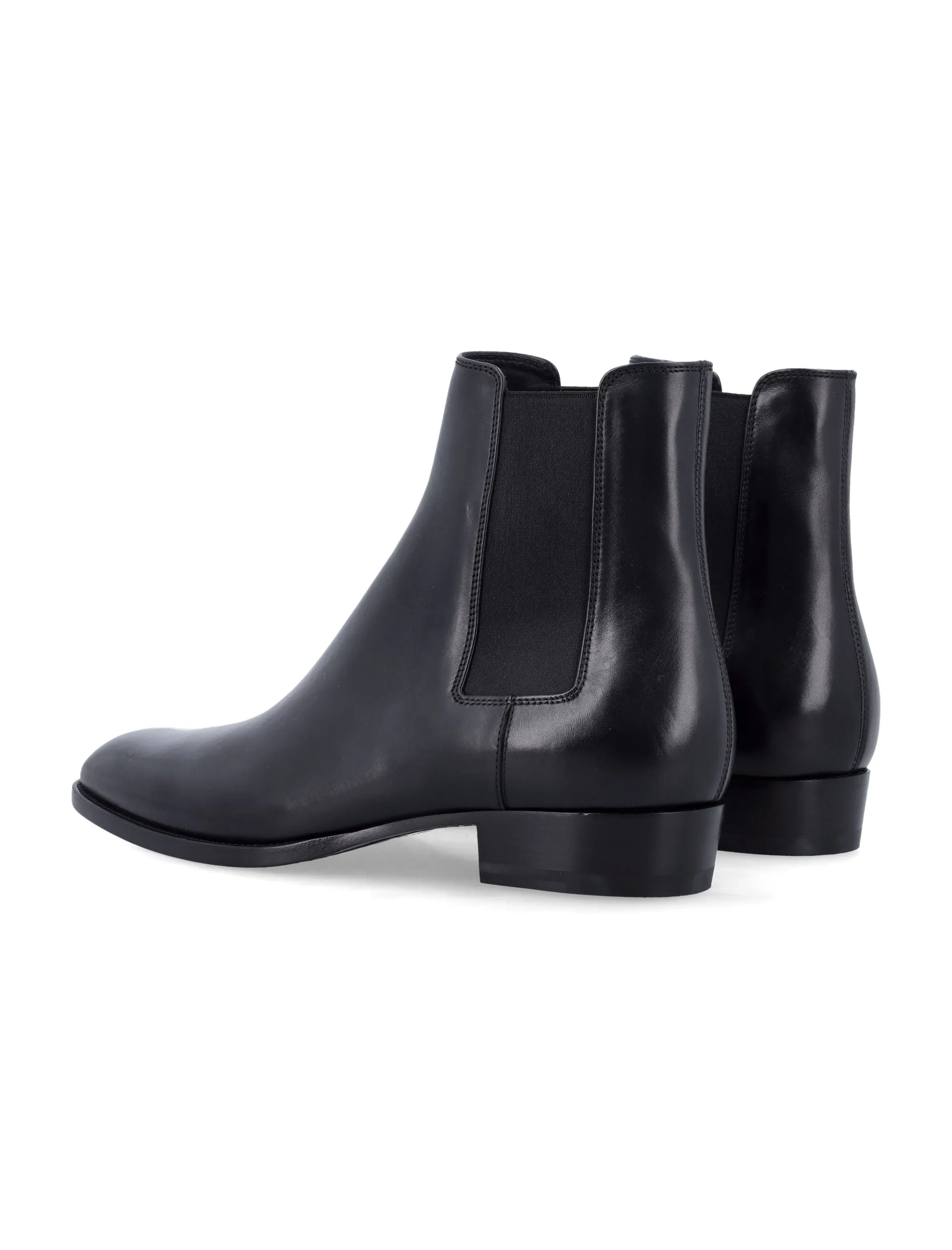 CHELSEA BOOTS