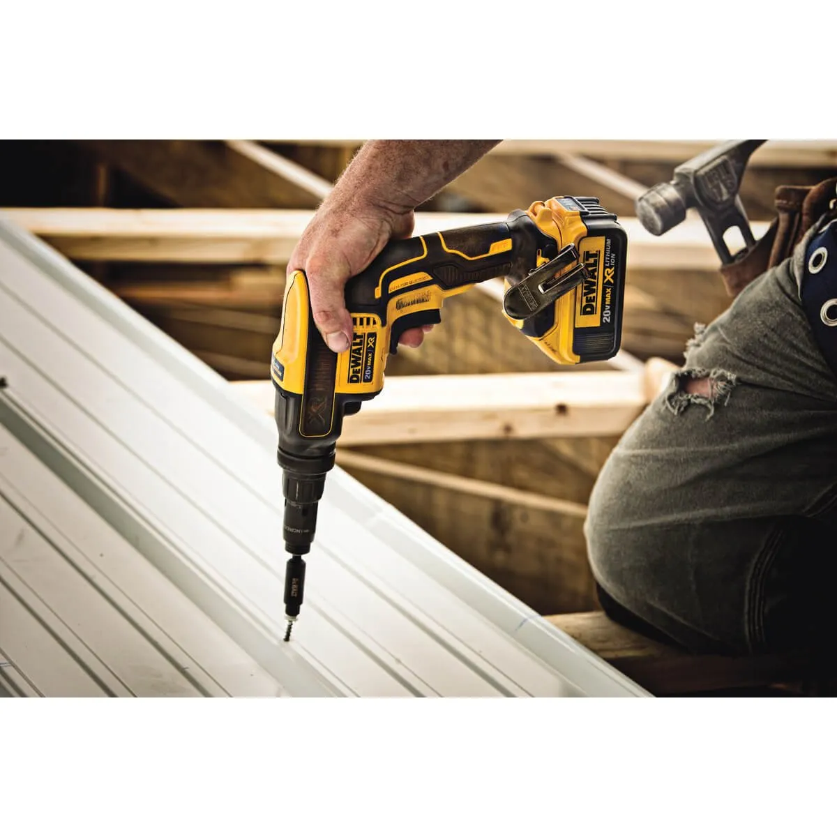 DEWALT DCF622B-20V MAX** XR Versa-Clutch Adjustable Torque Screwgun (Tool Only)