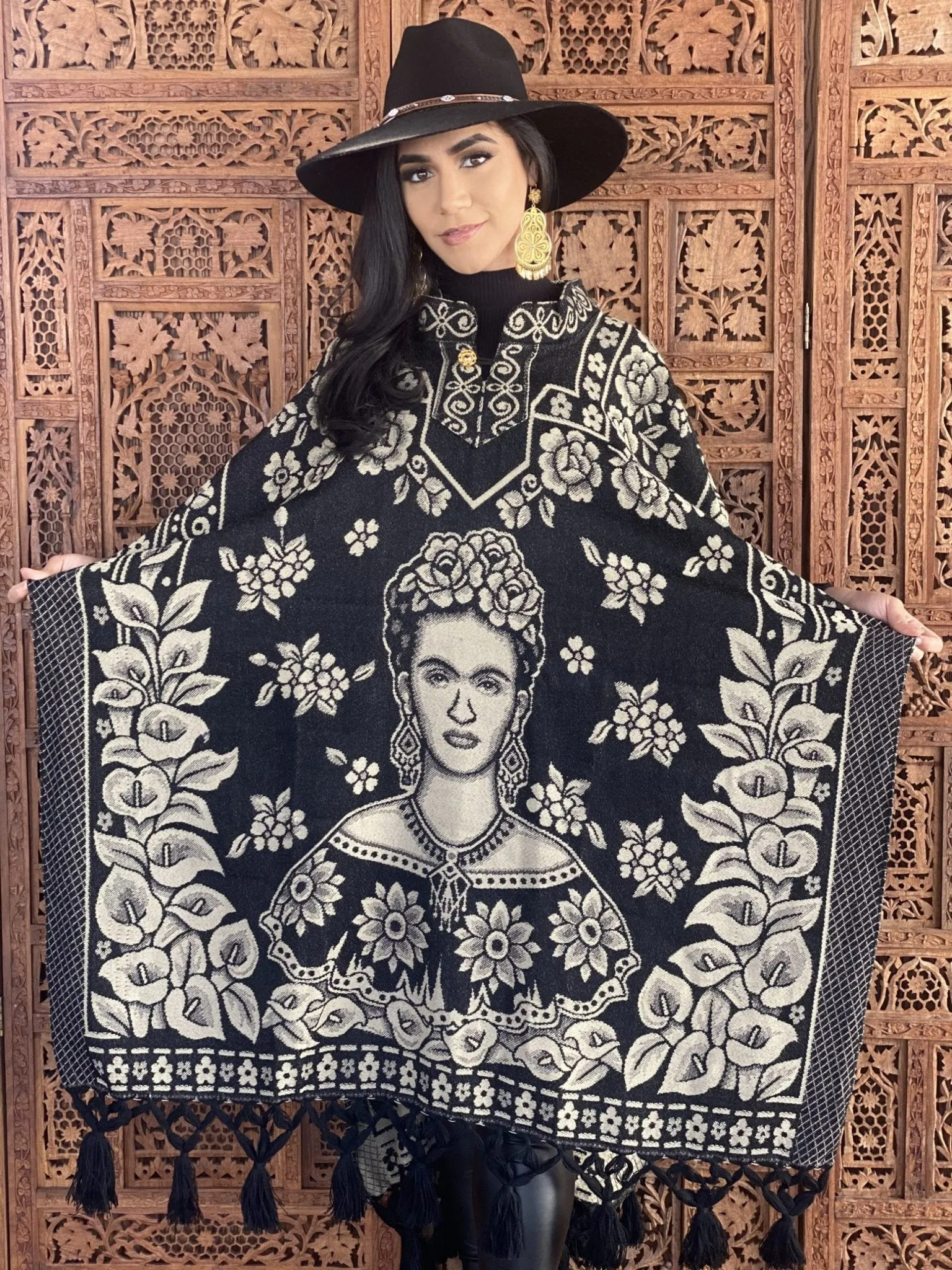 Mexican Traditional Frida Kahlo Poncho. Gaban Frida Kahlo.