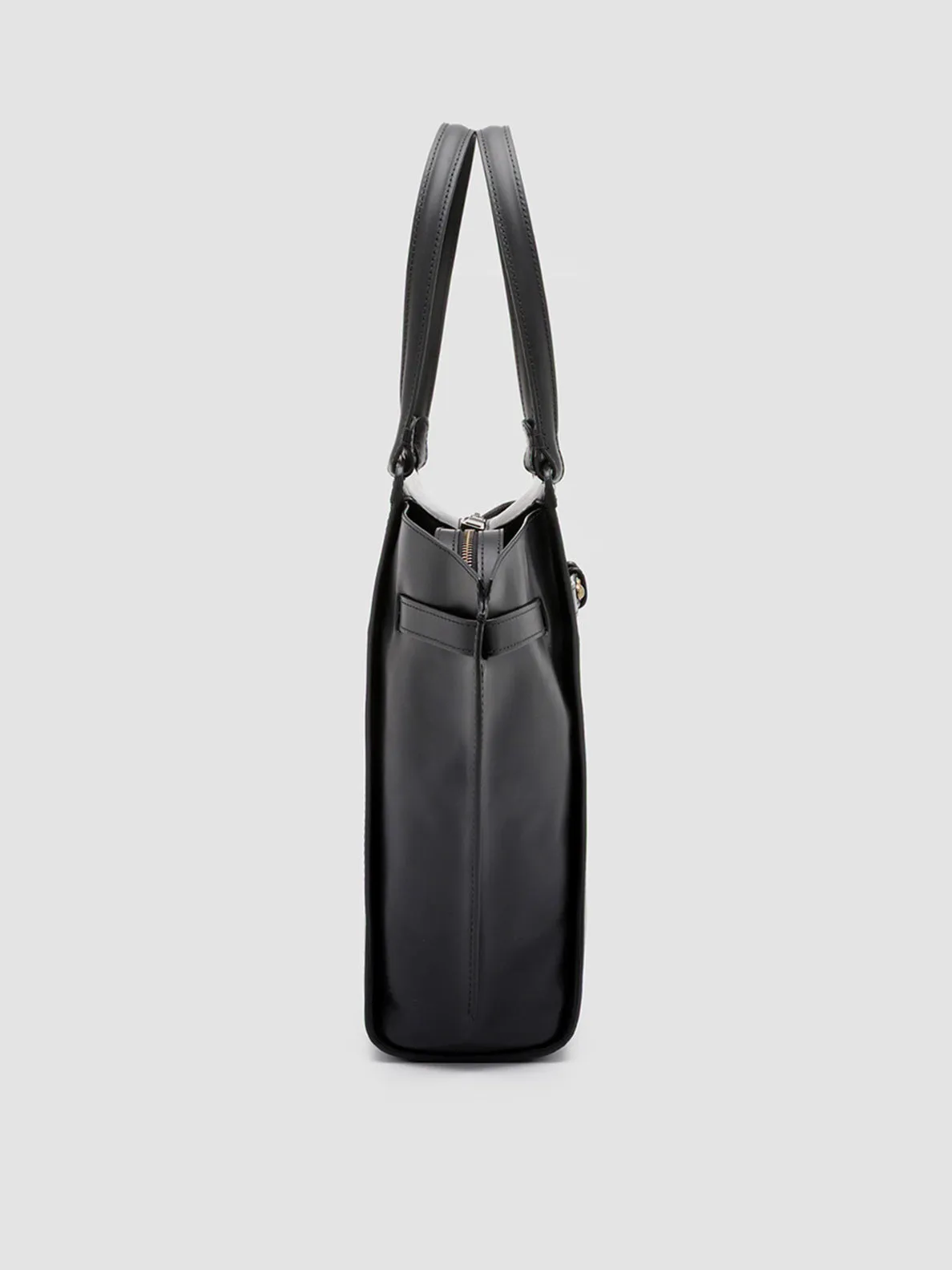 SADDLE 02 - Black Leather Shoulder Bag