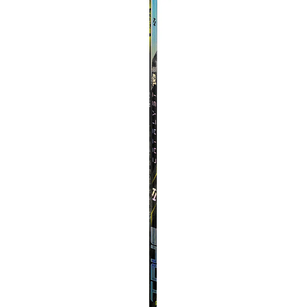 TRUE CATALYST 7X3 INTERMEDIATE HOCKEY STICK